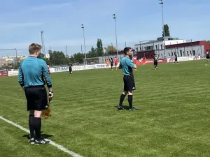 Einheit-Schiedsrichter Justin Geese auch überregional im Einsatz