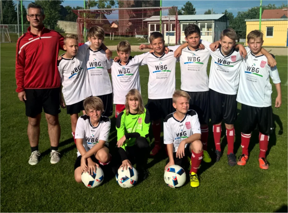 U13