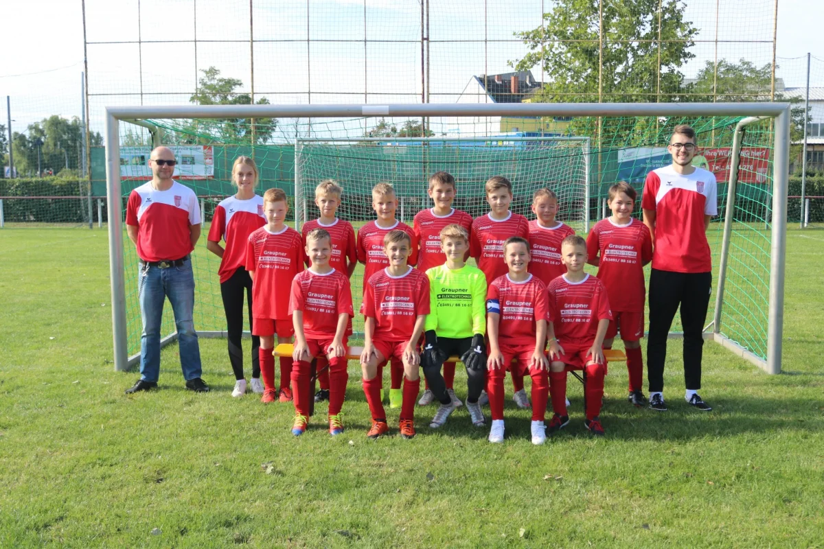 U13
