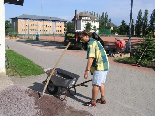 Arbeitseinsatz Tribünenbau